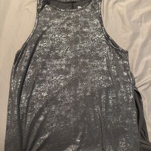 Silver metallic target tank